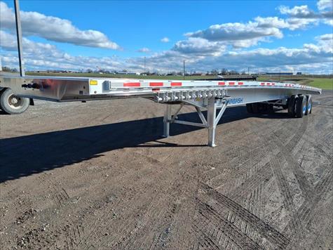 2027 Benson (Wabash) Flatbed